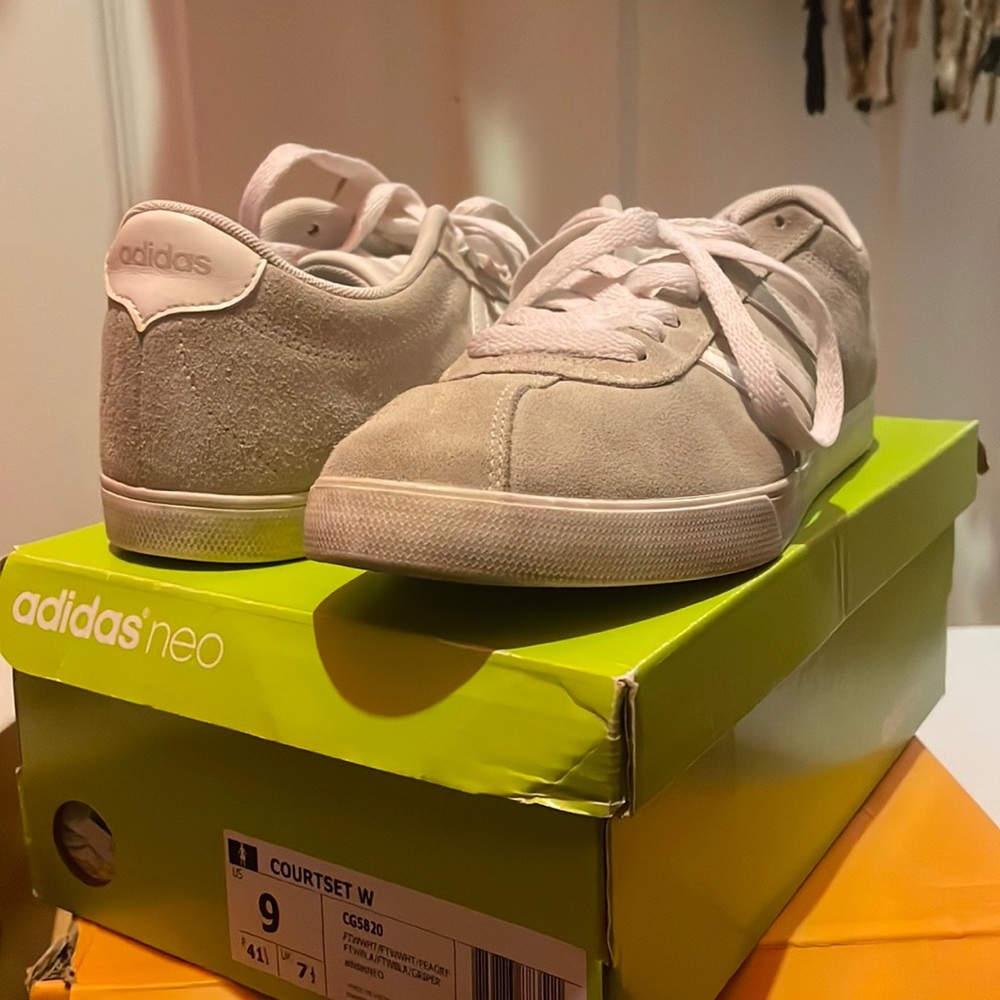 Adidas Neo Sneakers